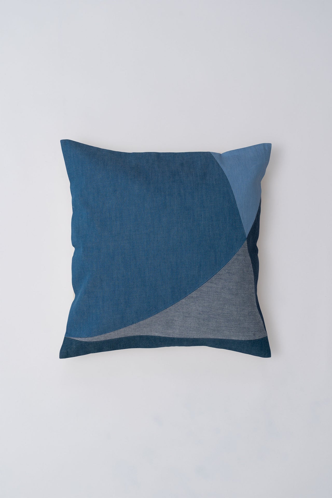 PATCHWORK CUSHION 003