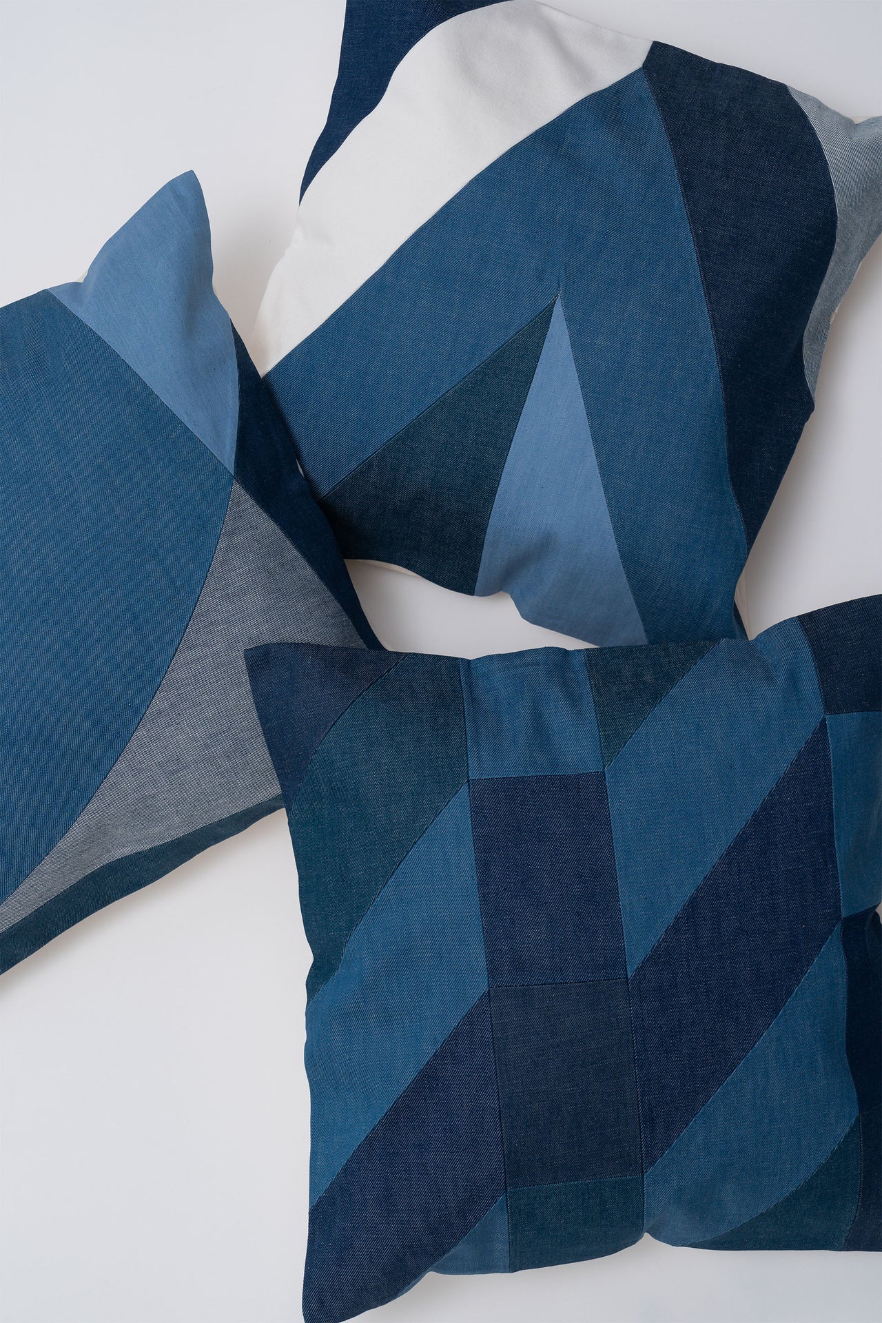 PATCHWORK CUSHION 003
